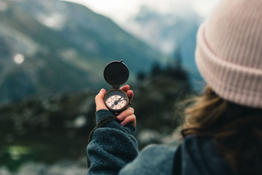 🧭 El Ruido del Mundo y el Silencio de la Verdad